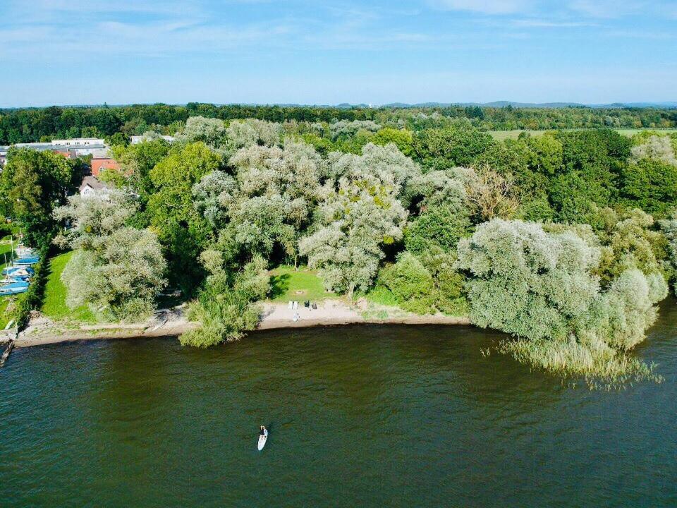 Ferien-Apartment Seewiesen Mit Privatstrand Friedrichshafen Dış mekan fotoğraf